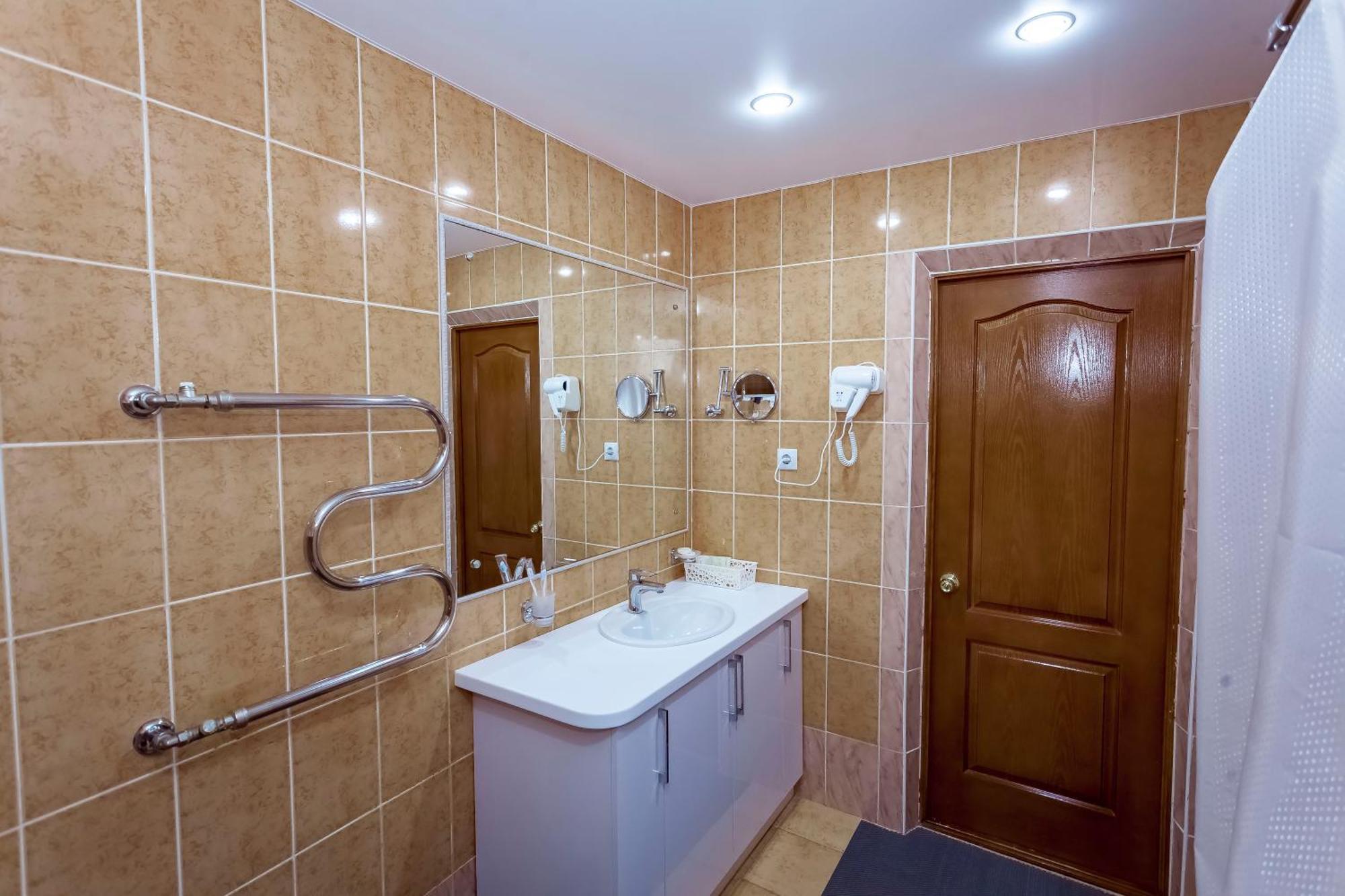 Kurmet Hotel Uralsk Luaran gambar