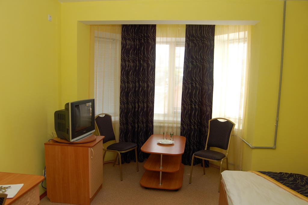 Kurmet Hotel Uralsk Luaran gambar